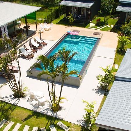 The Herbal Khao Lak Exterior foto