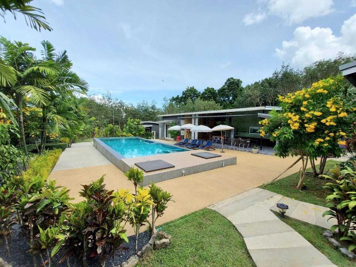 The Herbal Khao Lak Exterior foto
